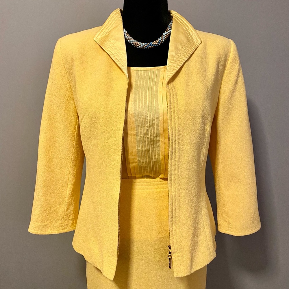 Authentic ESCADA Sunny yellow 3 pc Skirt Suit